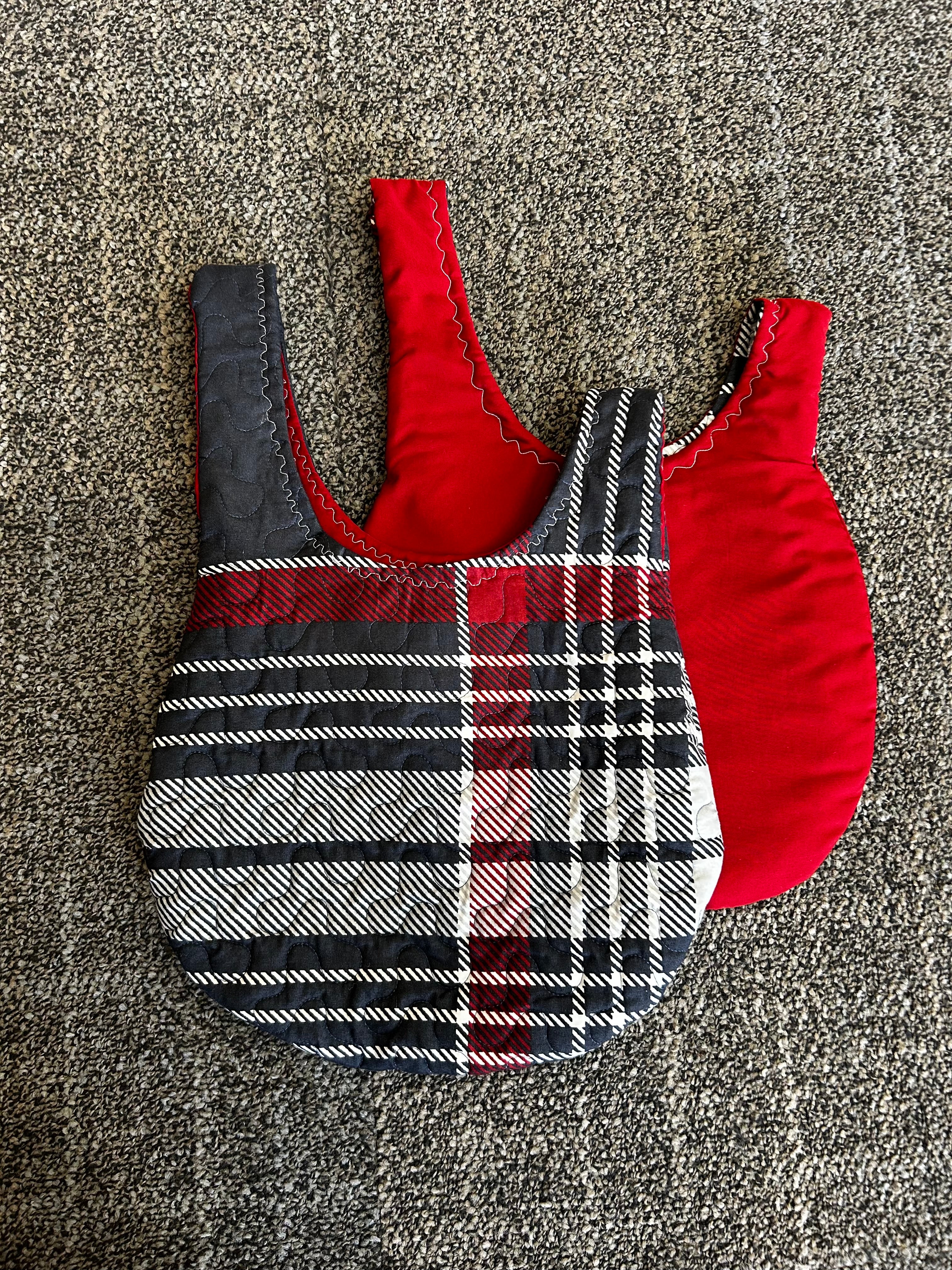 Quilted Knot Bag - Hand